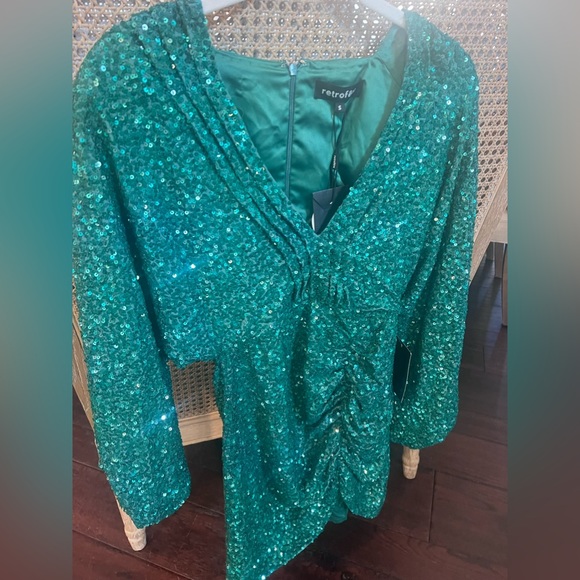 NWT Retrofete sequined Edith emerald green dress - Picture 9 of 10